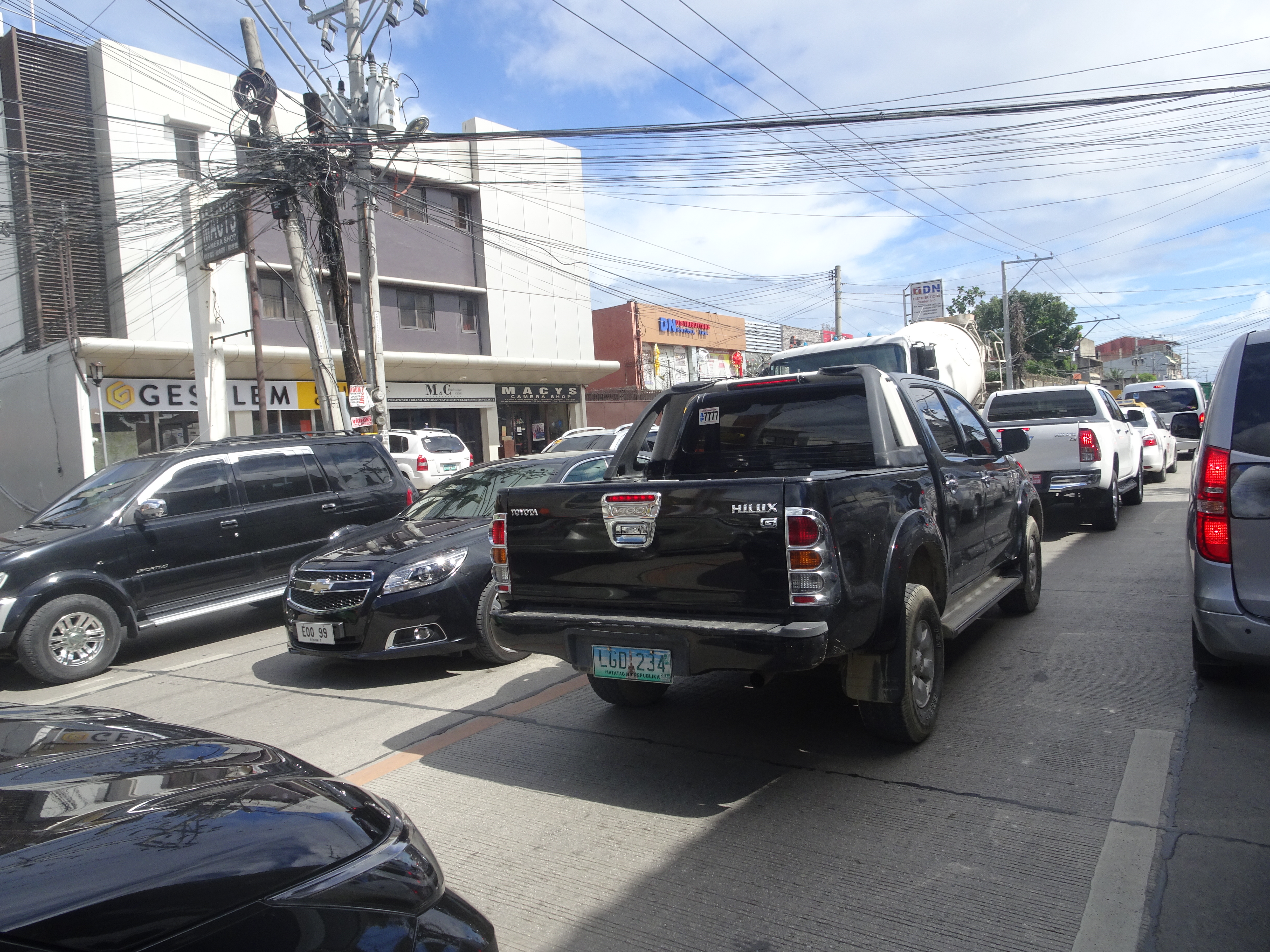 セブに住む人々はどうやって運転免許を取得しているの？